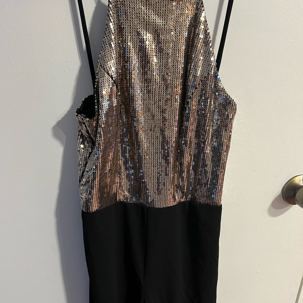 Bebe gold sequins black jumpsuit pants 2 small womens like new extra small